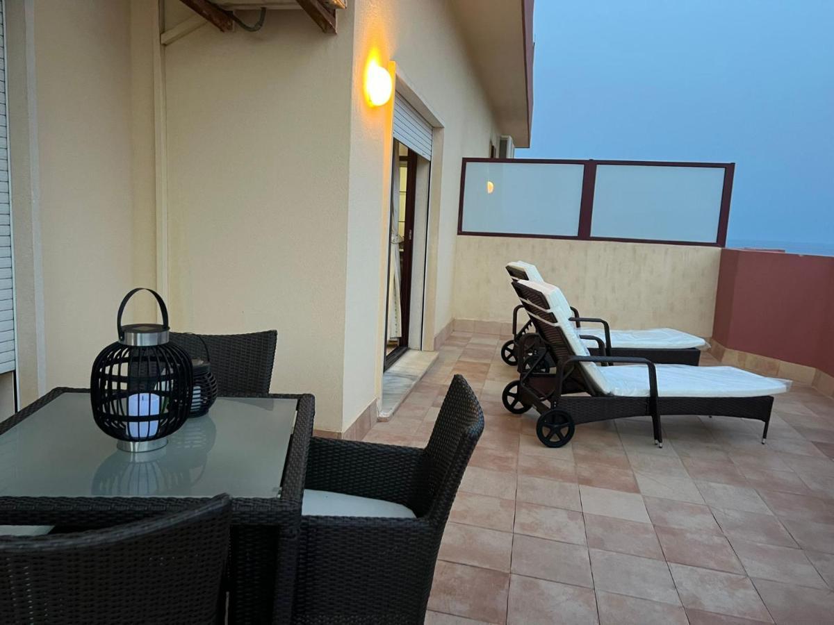 Ferienwohnung Atico En Yate Iv, Primera Linea Playa Fuengirola Exterior foto